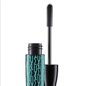 MAC In Extreme Dimension Waterproof Mascara